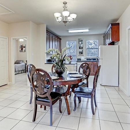 Villa Laverne 3 Bedroom Suite Furnished Condos Houston Exterior photo