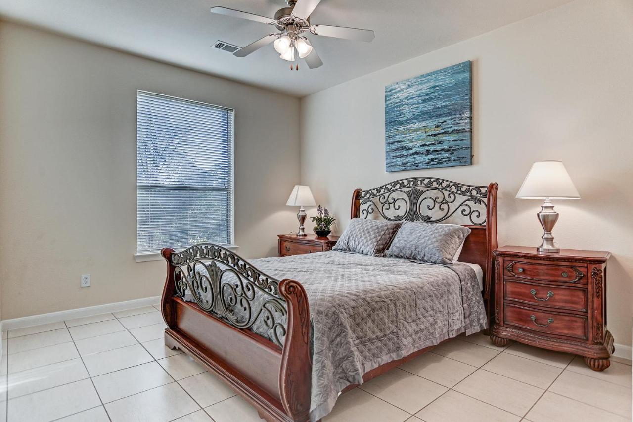 Villa Laverne 3 Bedroom Suite Furnished Condos Houston Exterior photo